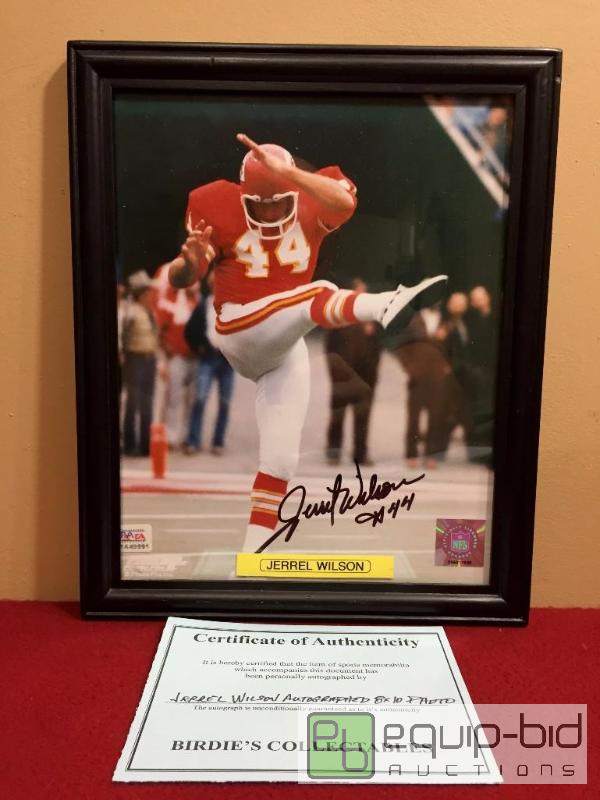 lot 1131 image: JERREL WILSON FRAMED AUTHENTIC AUTOGRAPHED 8 X 10 PHOTO WITH COA 1969 CHIEFS SUPERBOWL CHAMP PLAYER