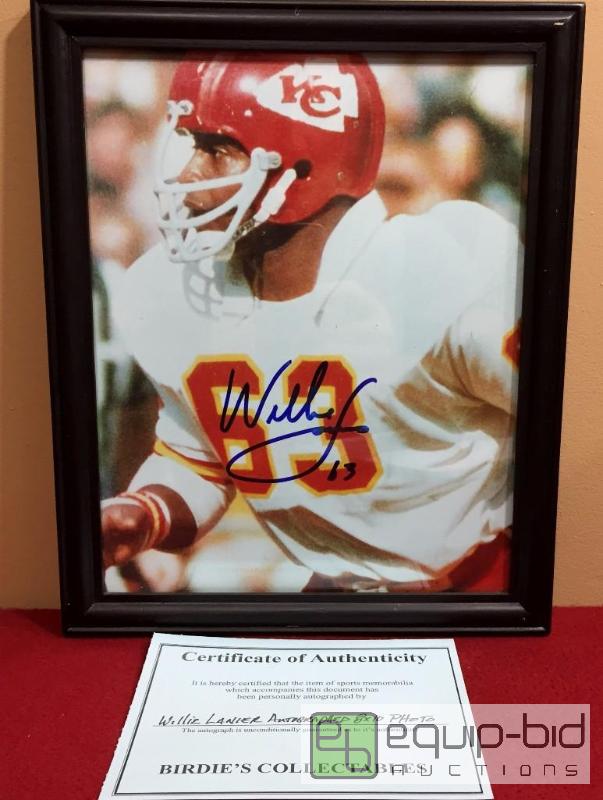 lot 1132 image: WILLIE LANIER FRAMED AUTHENTIC AUTOGRAPHED 8 X 10 PHOTO WITH COA 1969 CHIEFS SUPERBOWL CHAMP PLAYER