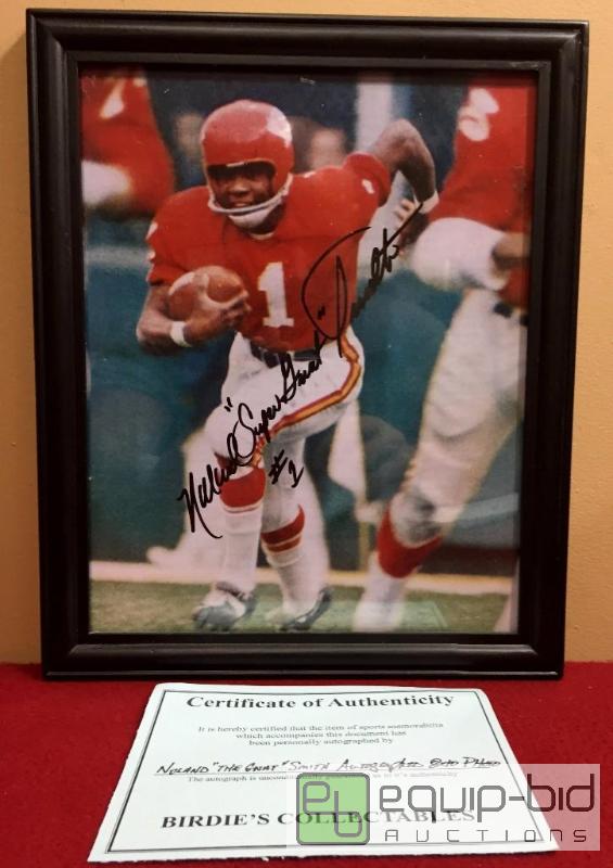 lot 1133 image: NOLAND THE GNAT SMITH FRAMED AUTOGRAPHED 8 X 10 PHOTO W COA 1969 CHIEFS SUPERBOWL CHAMP PLAYER