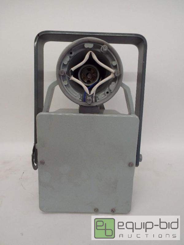 lot 5523 image: GE Lighting&nbsp   13.8 Volts&nbsp  Lamp Wa...
