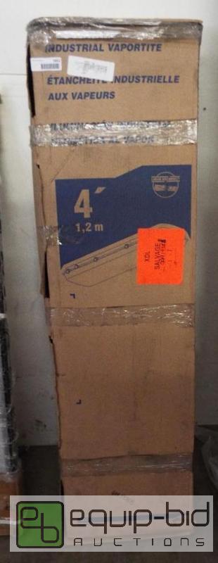 lot 5652 image: 4 Fluorescent Light&nbsp   See Pictures for...