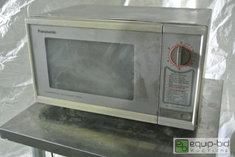 lot 109 image: Panasonic Commercial Microwave