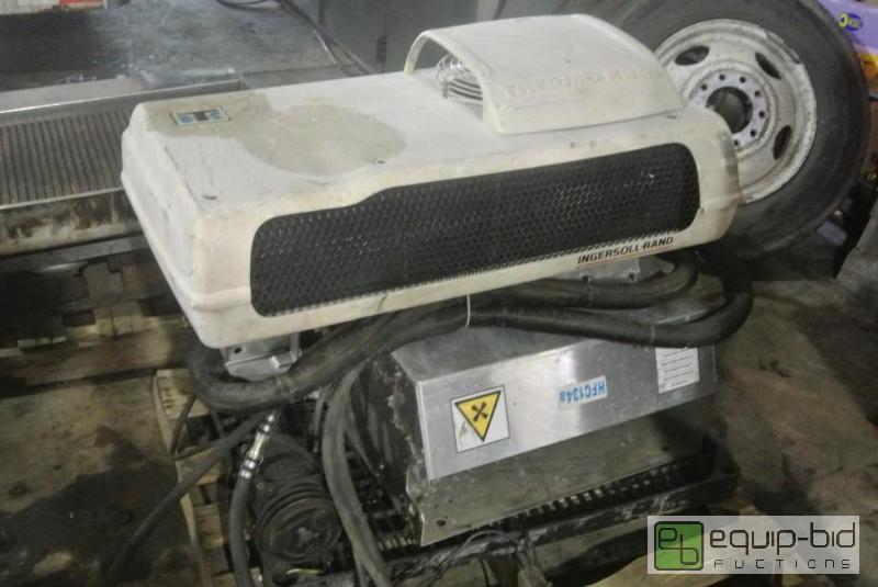 lot 647 image: Thermo King Box Truck Cooling System