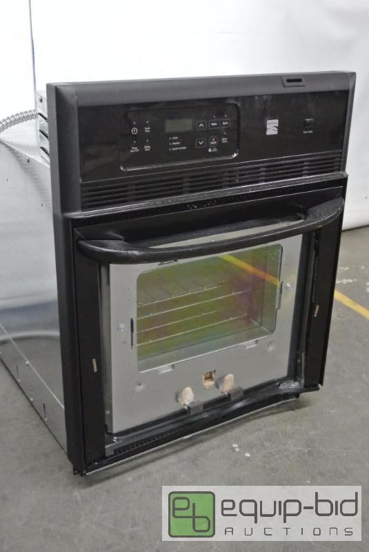 lot 2017 image: Kenmore Electric Oven
