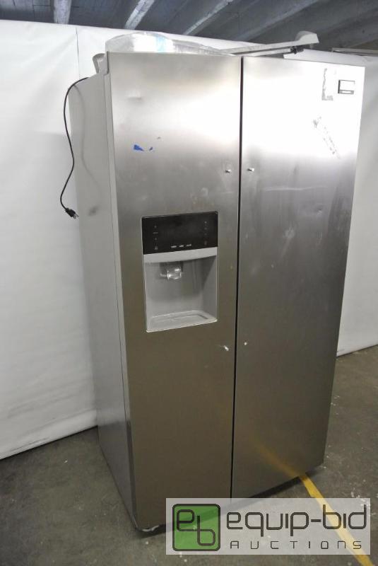 lot 2026 image: Frigidaire Gallery Residential Refrigerator