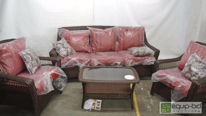 lot 2039 image: LaZboy Four Piece Outdoor Living Set