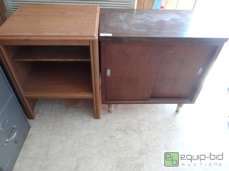 lot 171 image: Lot of 2 wood cabinets....