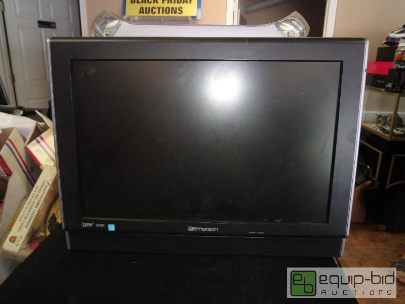lot 138 image: Tv No Stand...