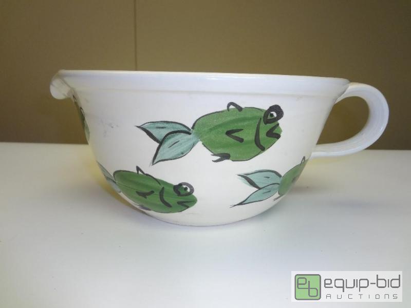 lot 306 image: Large Decorative Bowl &nbsp...
