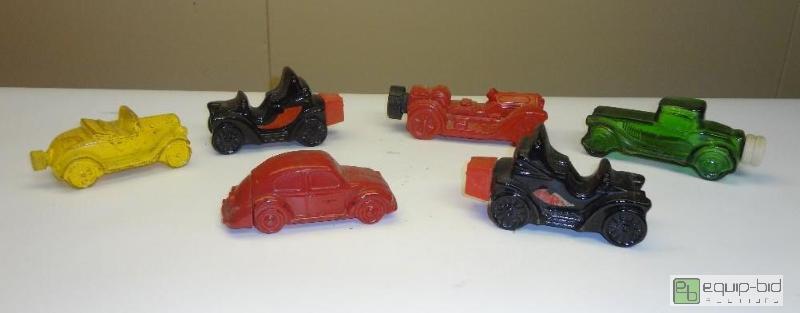 lot 37 image: Vintage Avon Cologne Car Lot...