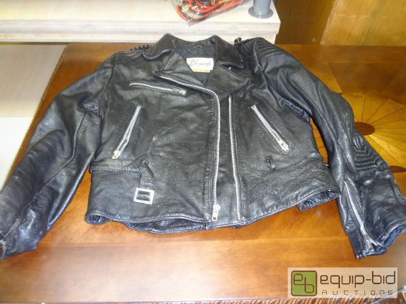lot 48 image: Bermans Leather Jacket Size 14...