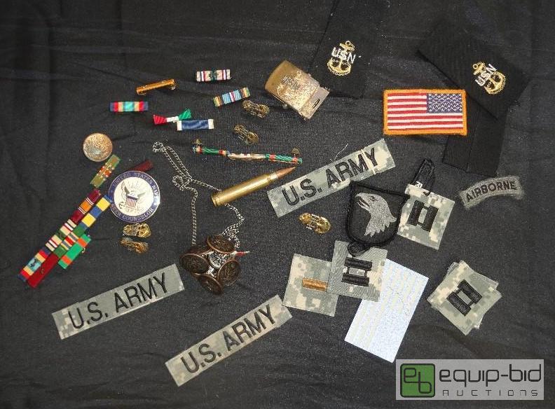 lot 84 image: Random Militaria&nbspLot...