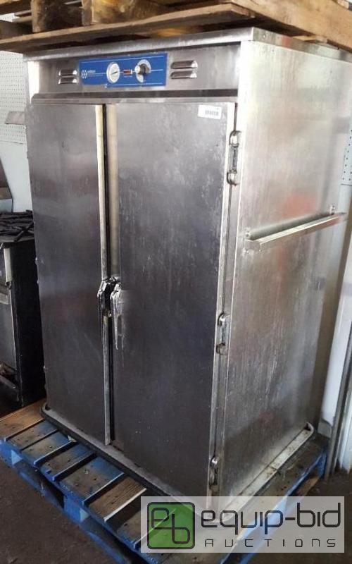 lot 1007 image: Wittco&nbspdouble door warming cabinet  24 p...