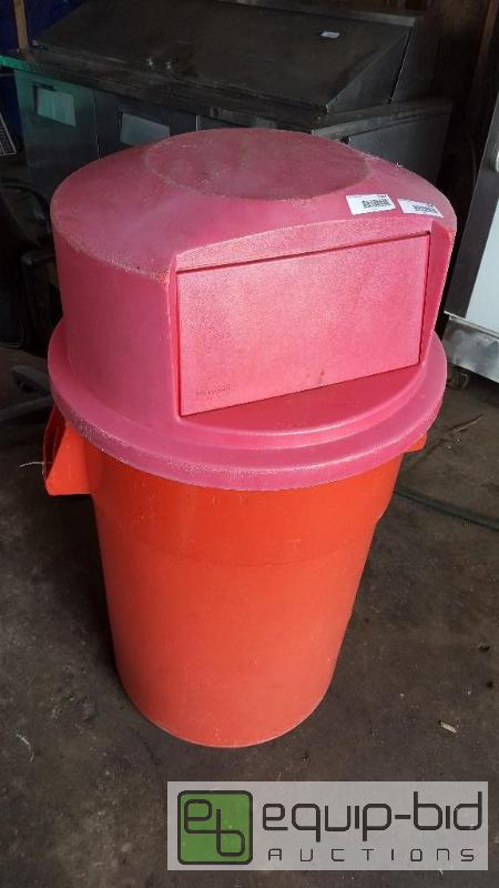 lot 1037 image: Trash can with flip top lid...