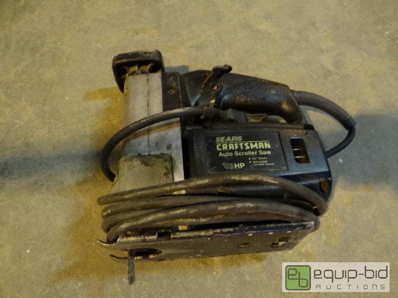 lot 26 image: Craftsman Auto Scroller Saw