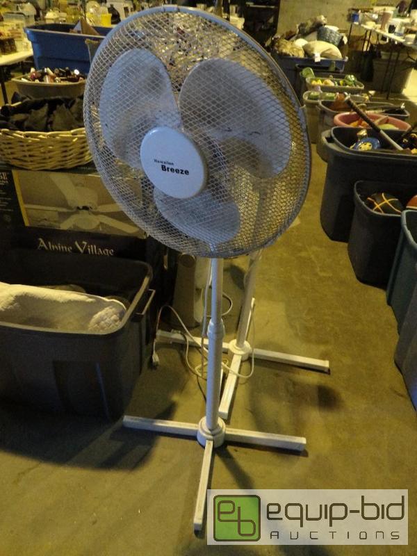 lot 30 image: Upright Standing Fan