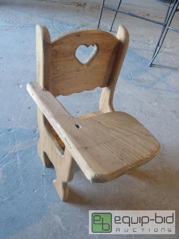 lot 505 image: small hand made chair