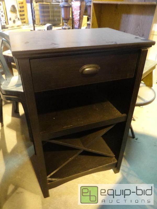 lot 514 image: Dark Wood Side Storage Table