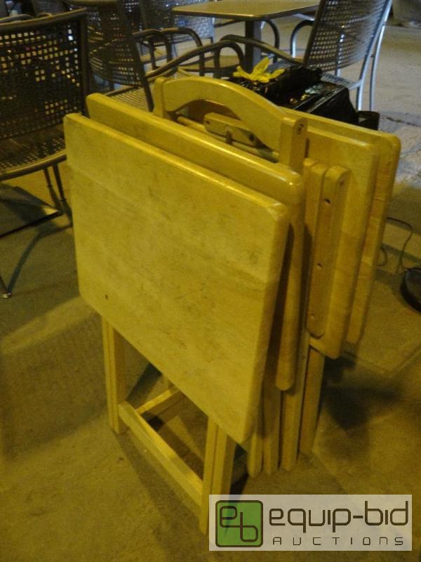 lot 526 image: Matching Set Of 4 Folding Table Trays w Stand