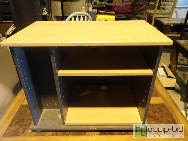 lot 532 image: Pressed Wood Tv Stand