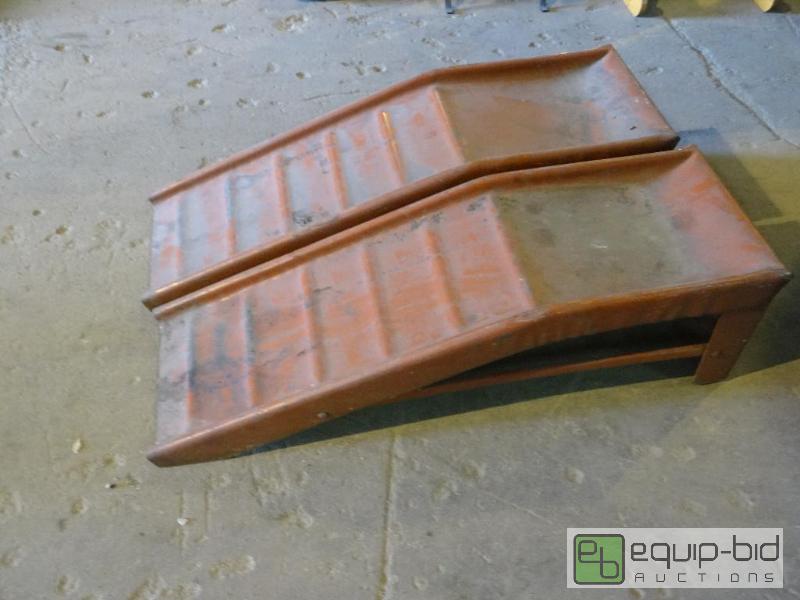 lot 573 image: Set of Automotive Ramps