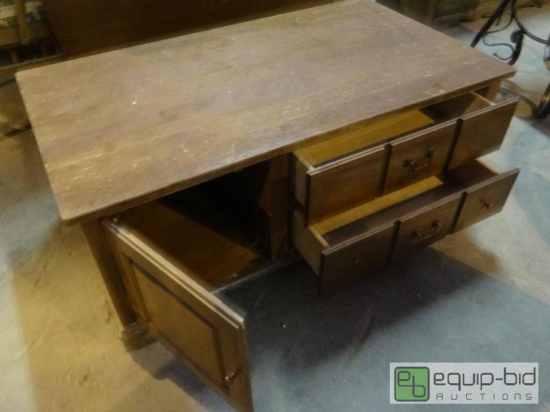lot 596 image: Table Drawer and doors unit