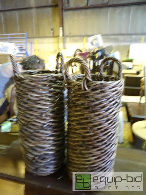 lot 606 image: (2) Decorative Wicker Baskets