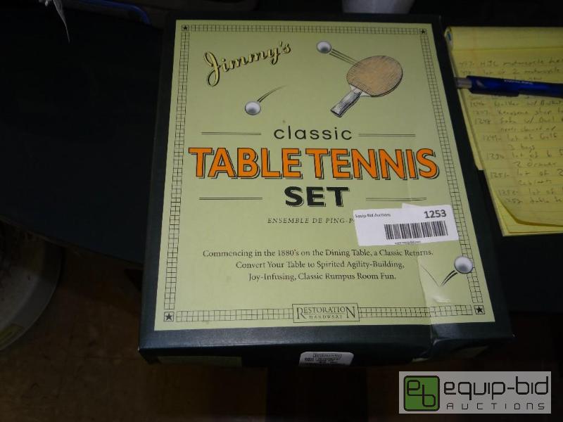 lot 1253 image: Table tennis set new in box....
