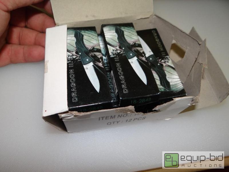 lot 402 image: Lot of 11 new small Dragoon II pocket knives....