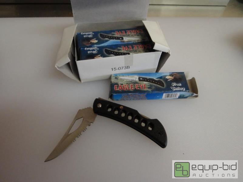 lot 407 image: Lot of 5 new small eagle eye pocket knives....