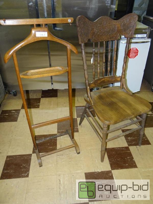 lot 473 image: Wood chair and garmet holder....