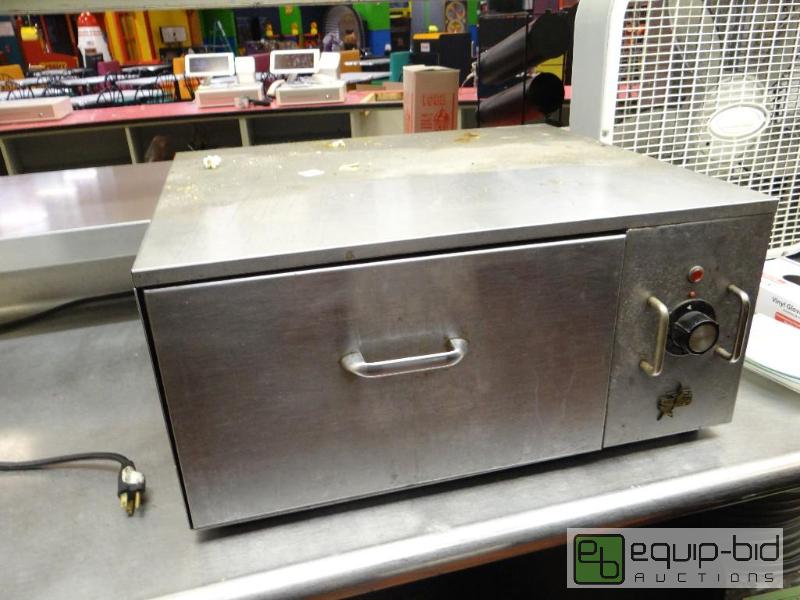 lot 1008 image: Star Single Drawer Bun Warmer