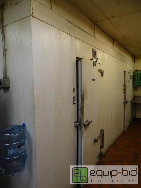 lot 1031 image: KysorNeedham  Walk In FridgeFreezer Combo Unit