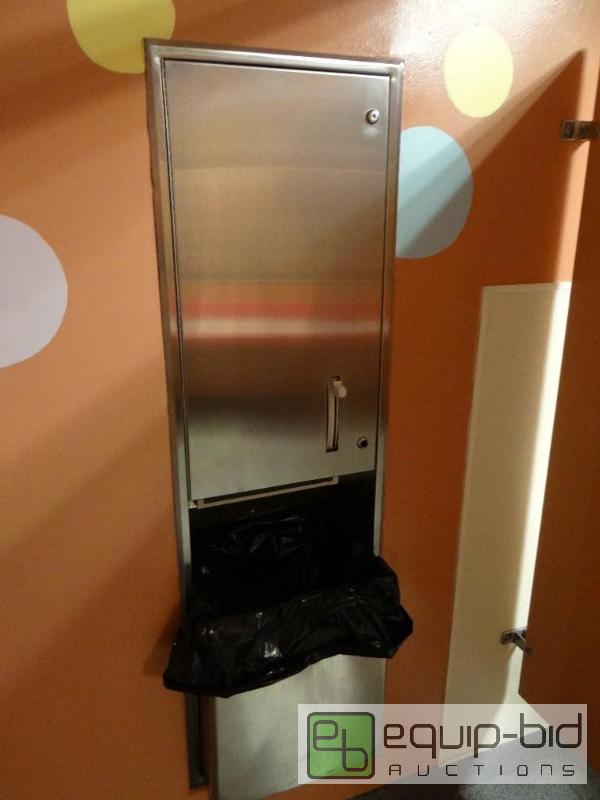 lot 1059 image: Stainless Paper Towel Dispenser w Bin