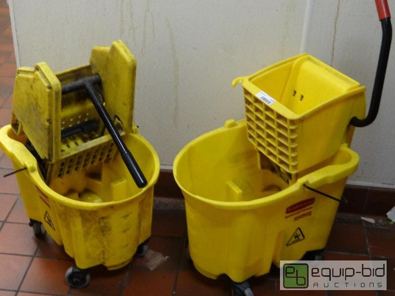 lot 1073 image: (2) Rubbermaid Mob Buckets W wringers