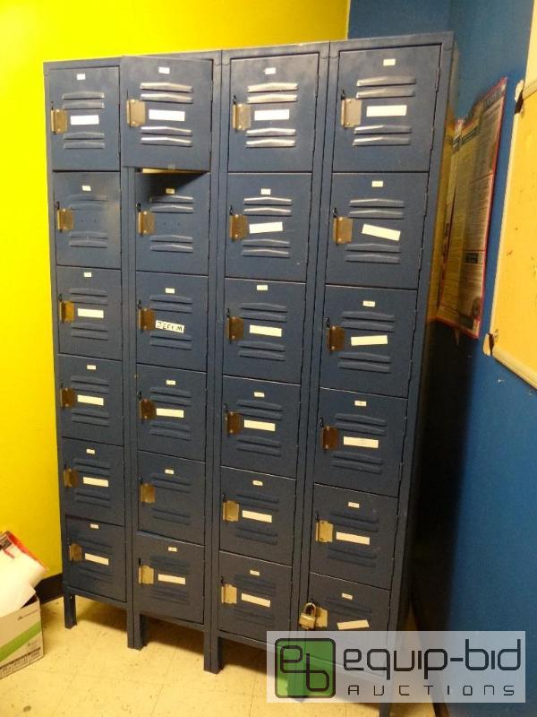 lot 1098 image: 24 Storage Lockers