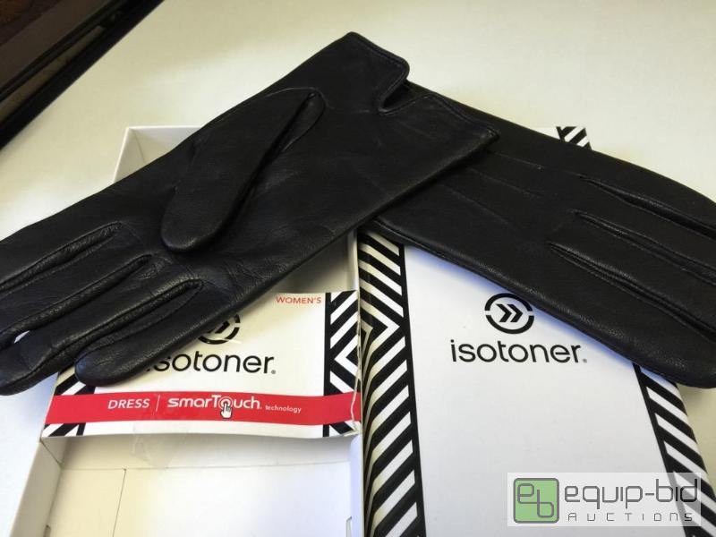 lot 105 image: New womens extra-large Isotoner leather glov...