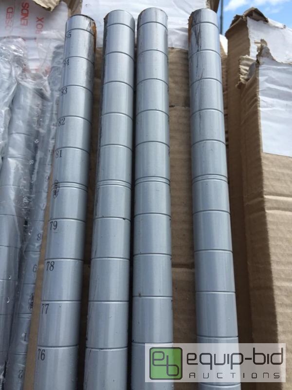 lot 125 image: Set of new metro wire shelving legs 6 foot ta...