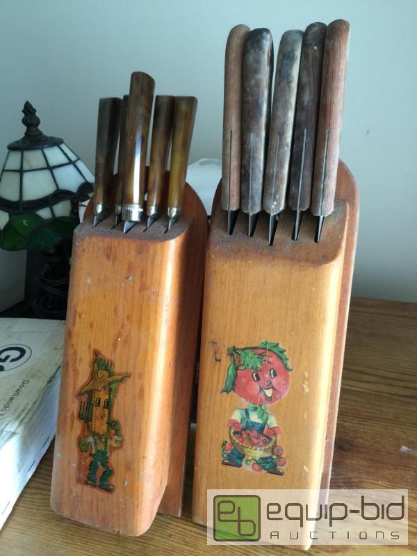 lot 132 image: Two sets of all-time knives sharp very neat...