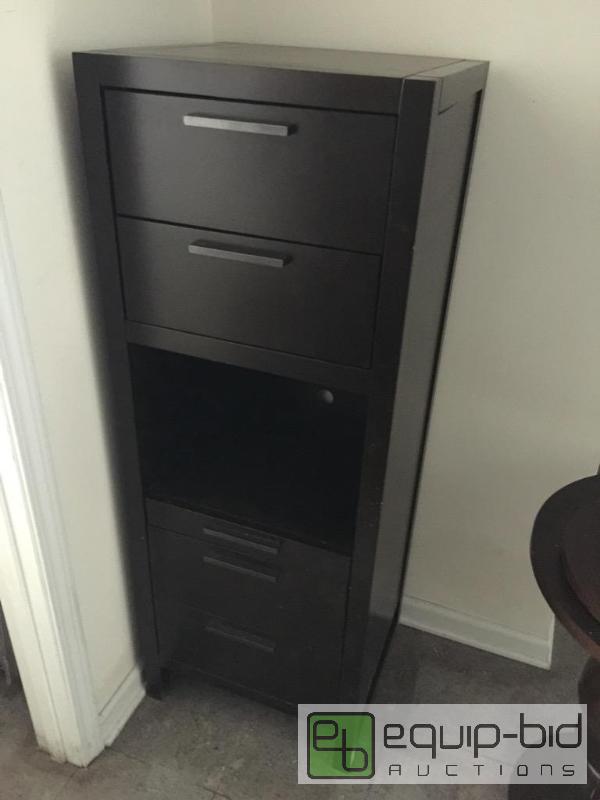 lot 145 image: Nice 5 foot high cabinet with four drawers an...
