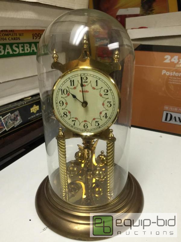 lot 151 image: Anniversary clock...