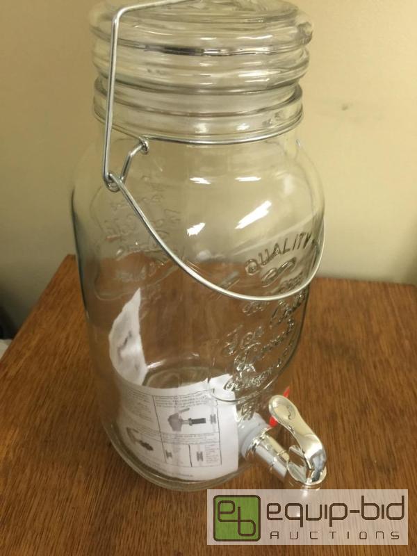 lot 55 image: New beverage dispensing jar...