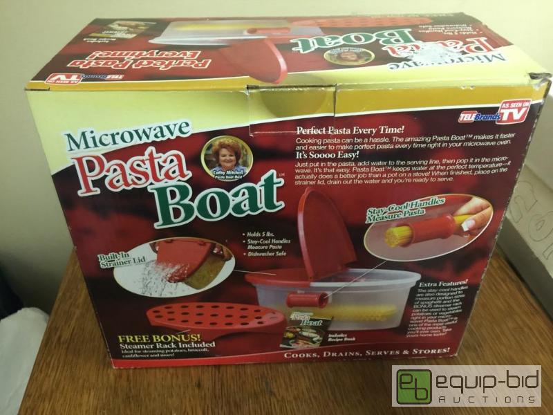 lot 56 image: Microwave pasta boat for cooking pasta in mic...
