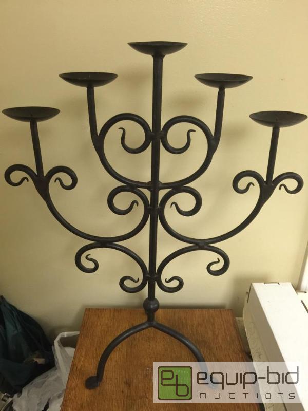 lot 78 image: Large heavy heavy duty candle holder great De...