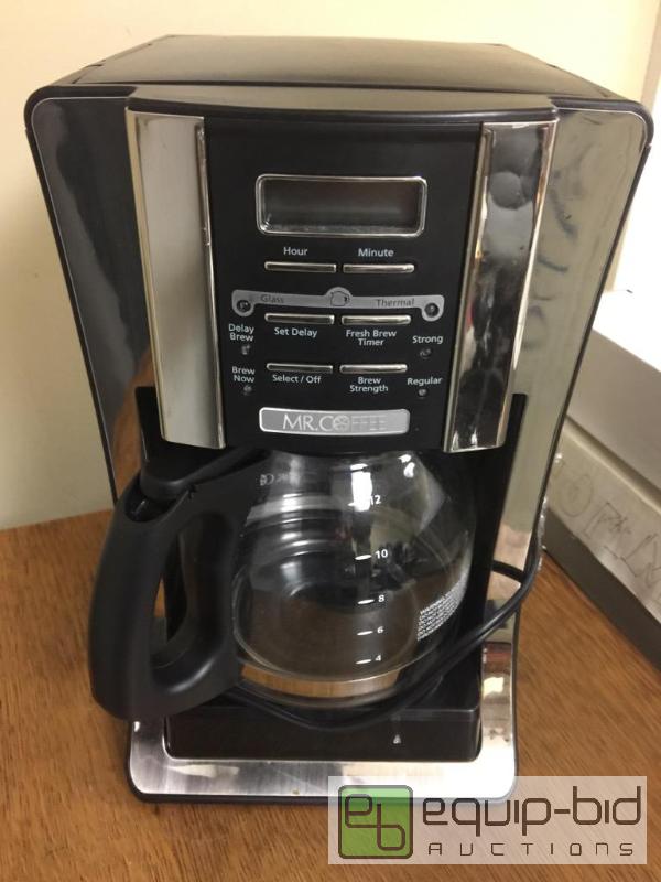 lot 86 image: Nice coffee maker...