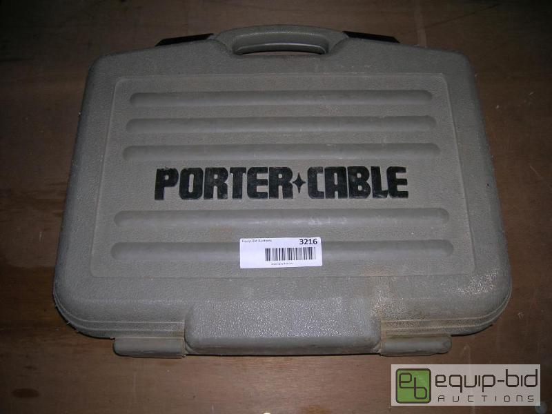 lot 3216 image: Porter Cable BN200A 18 Gauge Brad Nailer Gun w Hardcase