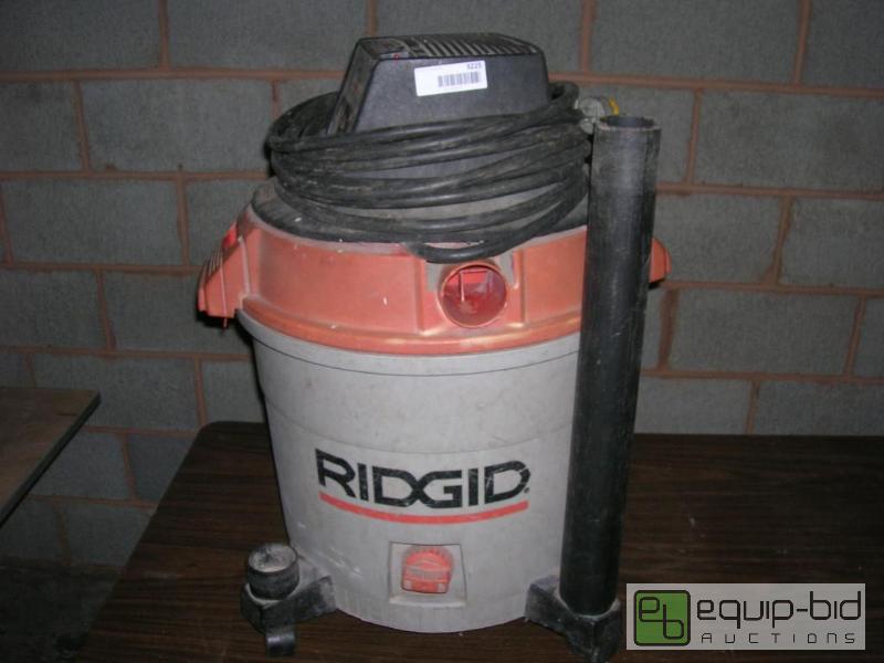 Any hack to use vacuum bag for old Ridgid shop vac with hose connection in  top : r/Tools