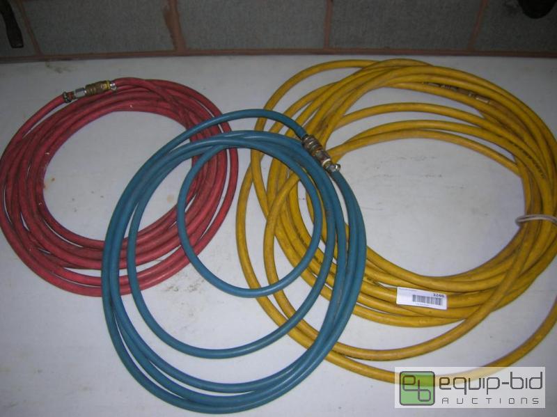 lot 3246 image: 3 Air Hoses