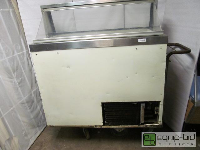 lot 3023 image: White Lift Top Freezer  ( for parts )