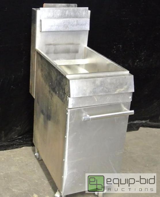 lot 1481 image: Natural Gas Fryer on Casters